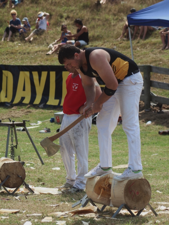 Competitor in wood-chopping competition, Helensville A&P Show, New Zealaned. Image: Su Leslie, 2017.