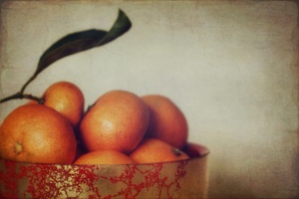 Still life with mandarins; edited with Stackables for painted effect. Image: Su Leslie, 2017