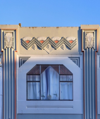 Detail, Art Deco facade, commercial building, Napier, NZ. Image: Su Leslie 2018