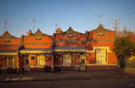 Workers cottages, North Melbourne. Image: Su Leslie 2019