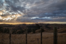 Sunset, Highway 22, Waikato. Image; Su Leslie 2020