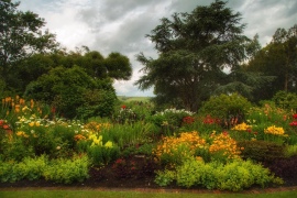 Cottage garden, Bason Botanic Gardens, Whanganui. Image: Su Leslie 2019