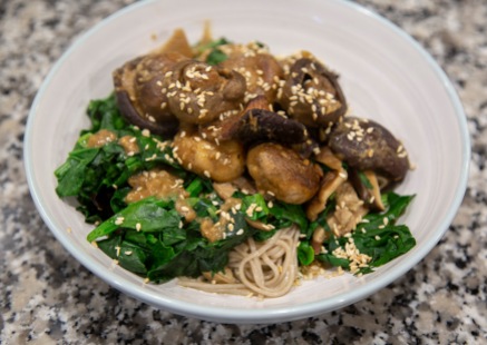 Miso-glazed mushrooms, spinach and soba noodles with sesame dressing. Image: Su Leslie 2020